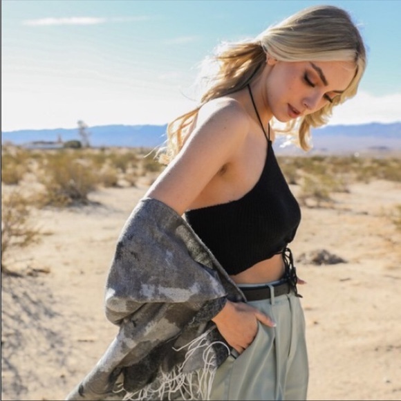 Black Lace up Halter Knit Bralette - Picture 2 of 6